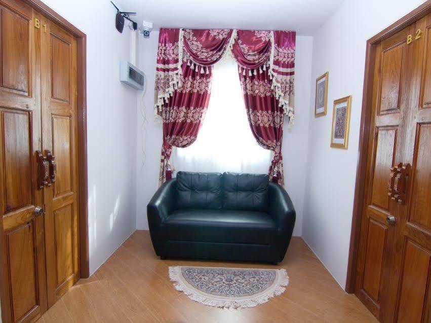 Chowdhury Boutique House Чиангмай Экстерьер фото