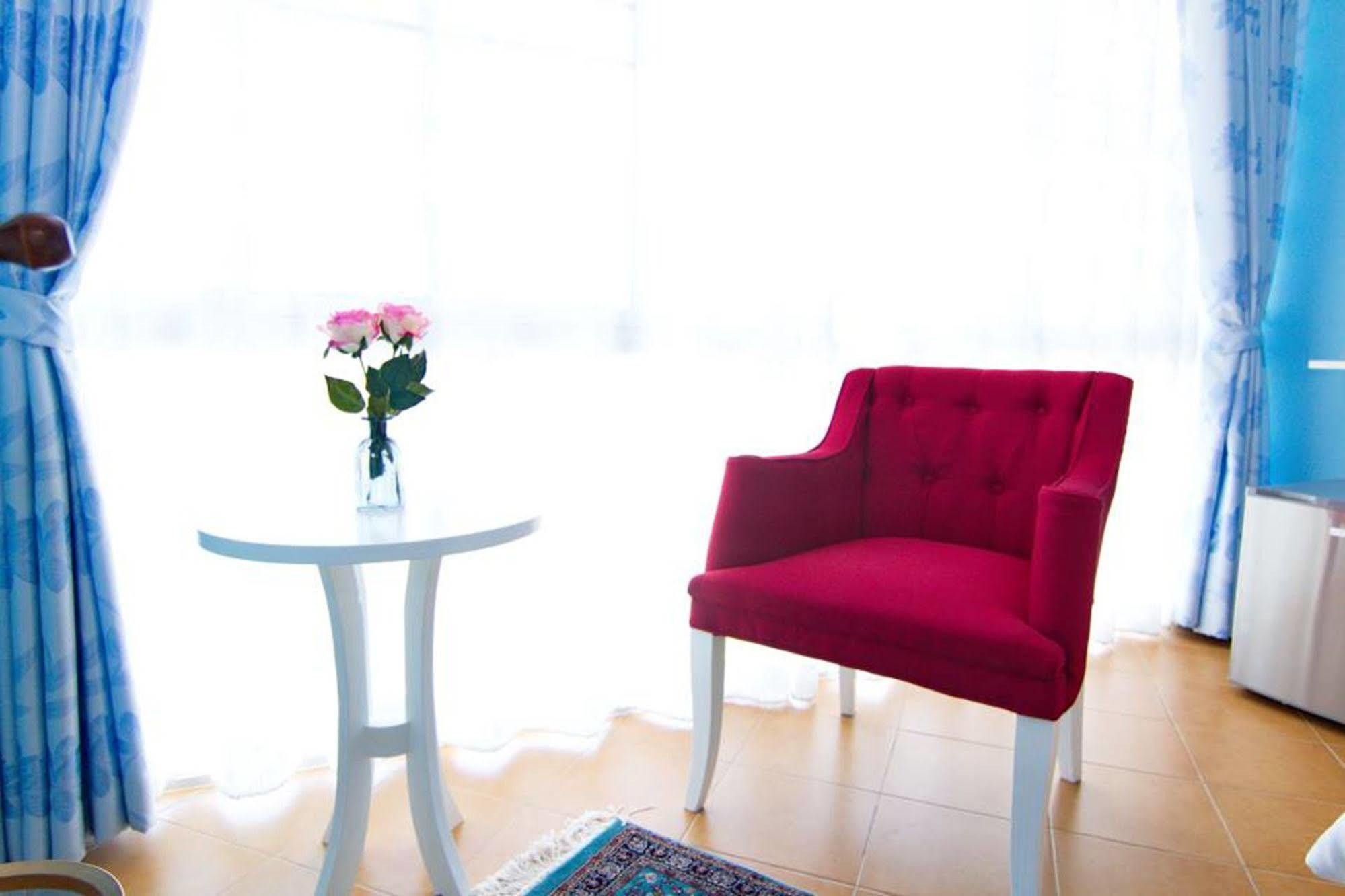 Chowdhury Boutique House Чиангмай Экстерьер фото